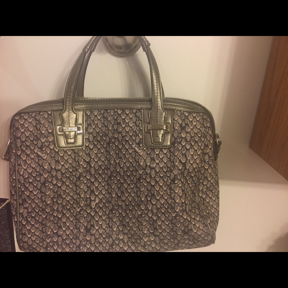 Coach purse - Picture 3 of 5